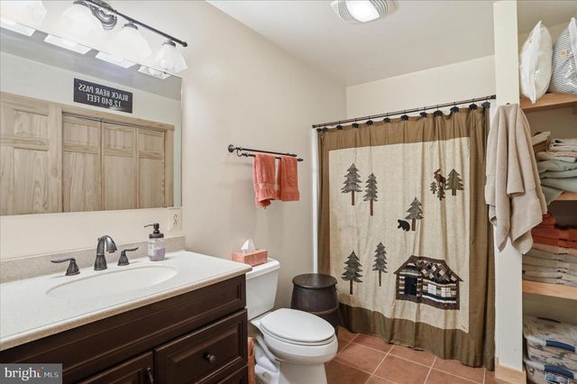 4 PARSONS RIDGE RD, Romney, WV 26757