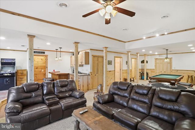 4 PARSONS RIDGE RD, Romney, WV 26757