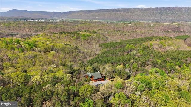 4 PARSONS RIDGE RD, Romney, WV 26757