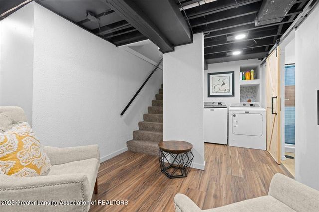 2519 Marion Avenue, Lansing, MI 48910