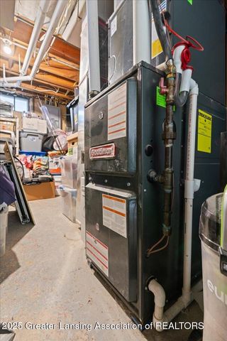 2519 Marion Avenue, Lansing, MI 48910