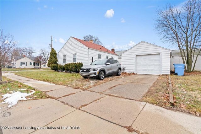 2519 Marion Avenue, Lansing, MI 48910