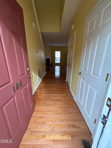 100 Henson Place, Apex, NC 27502