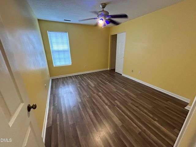 100 Henson Place, Apex, NC 27502