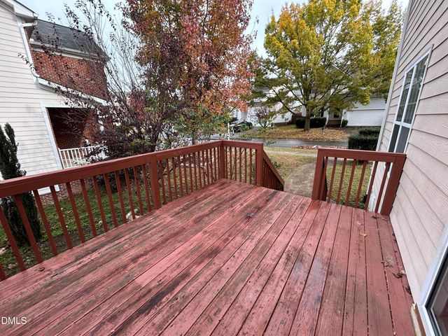 100 Henson Place, Apex, NC 27502