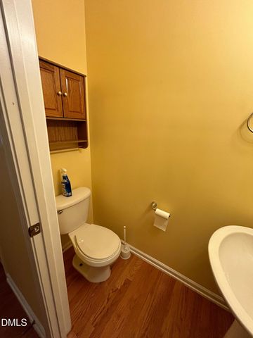 100 Henson Place, Apex, NC 27502