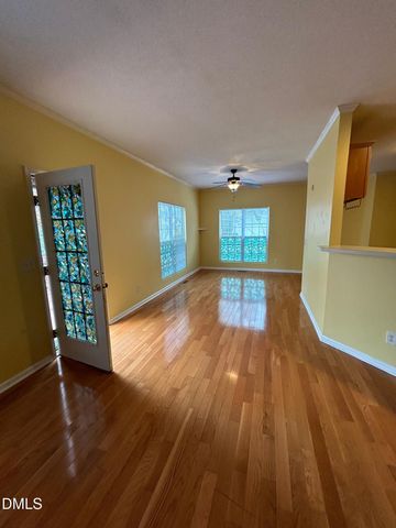 100 Henson Place, Apex, NC 27502