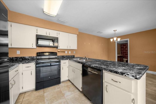 2142 NE 45TH AVENUE 2, Ocala, FL 34470