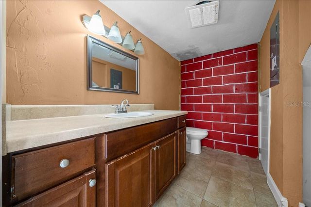 2142 NE 45TH AVENUE 2, Ocala, FL 34470