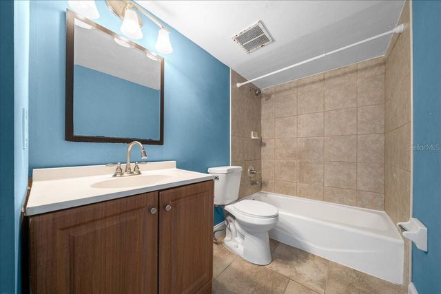 2142 NE 45TH AVENUE 2, Ocala, FL 34470