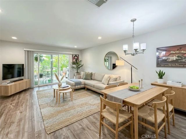 7050 Shoup Avenue 178, Canoga Park, CA 91303