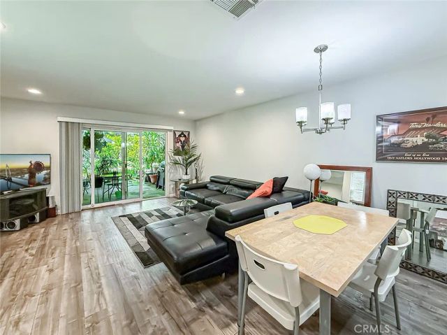 7050 Shoup Avenue 178, Canoga Park, CA 91303