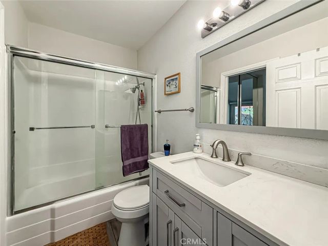 7050 Shoup Avenue 178, Canoga Park, CA 91303