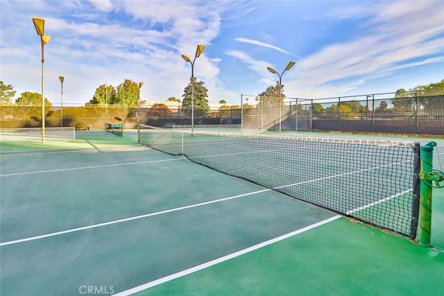 7050 Shoup Avenue 178, Canoga Park, CA 91303