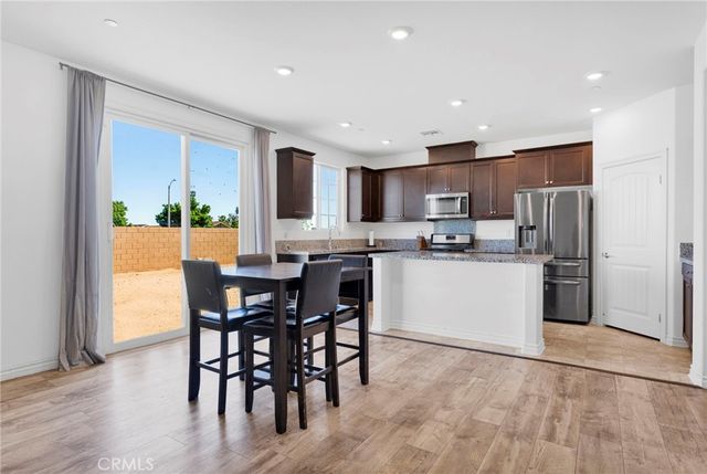 12576 Wycliff, Victorville, CA 92392