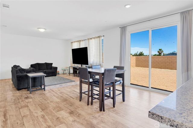 12576 Wycliff, Victorville, CA 92392
