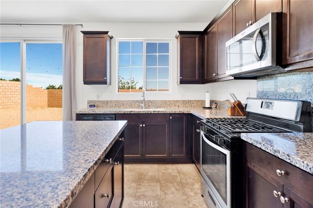 12576 Wycliff, Victorville, CA 92392