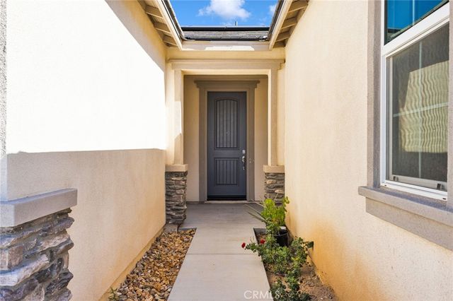 12576 Wycliff, Victorville, CA 92392