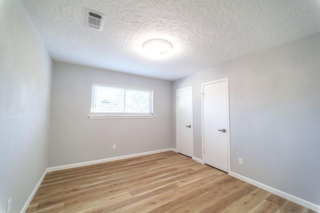 303 Swords Bend, Stafford, TX 77477