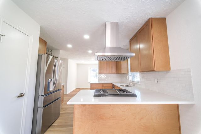 303 Swords Bend, Stafford, TX 77477