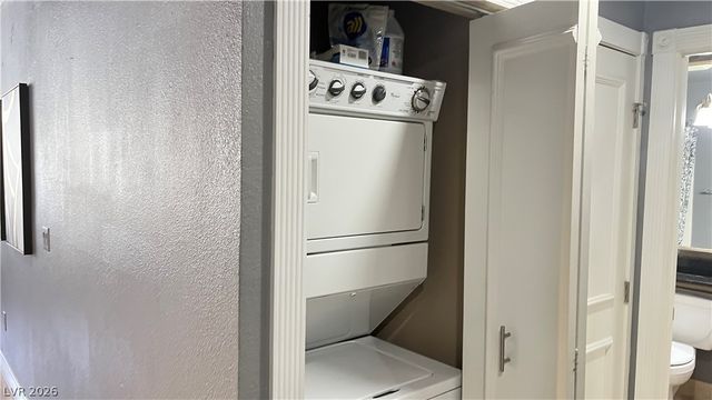 210 East Flamingo Road 205, Las Vegas, NV 89169