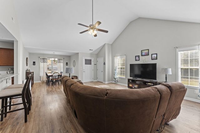 815 Slidingrock Lane, Sumter, SC 29150