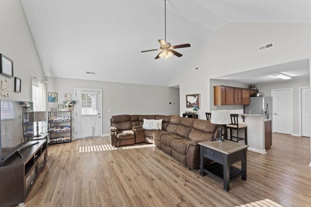 815 Slidingrock Lane, Sumter, SC 29150