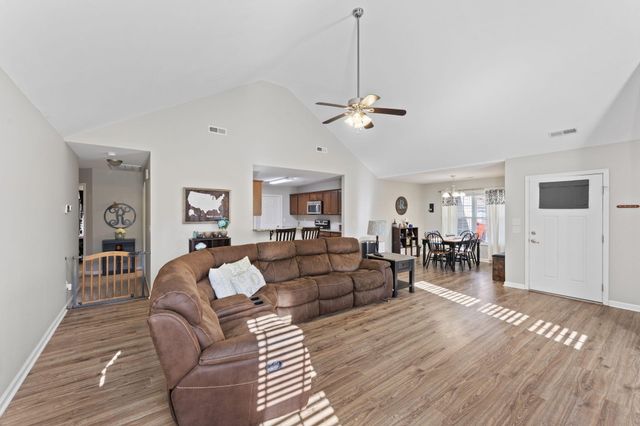 815 Slidingrock Lane, Sumter, SC 29150