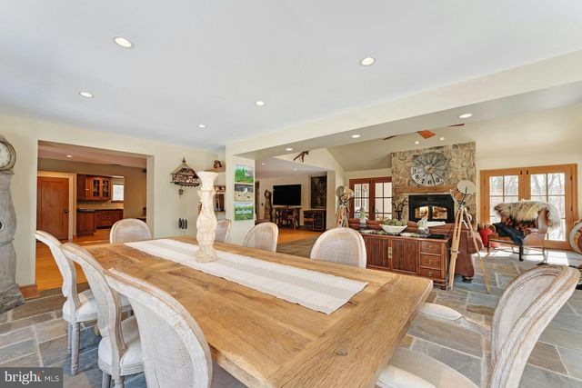 43470 EVANS POND RD, Leesburg, VA 20176