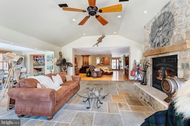 43470 EVANS POND RD, Leesburg, VA 20176