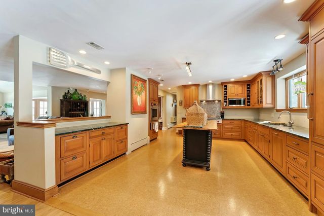 43470 EVANS POND RD, Leesburg, VA 20176