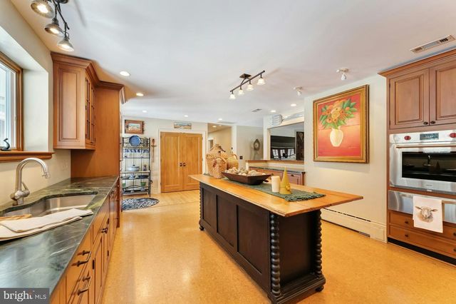 43470 EVANS POND RD, Leesburg, VA 20176