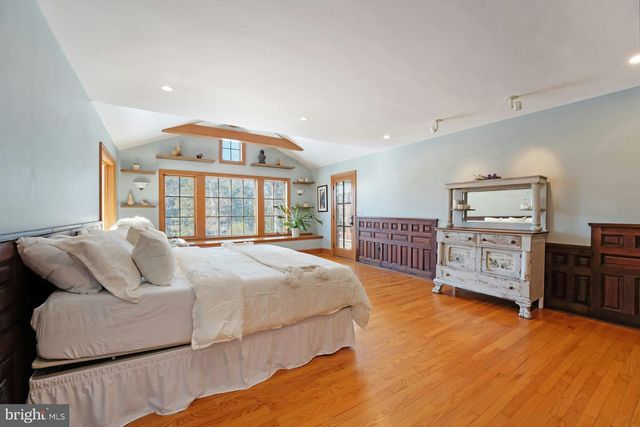 43470 EVANS POND RD, Leesburg, VA 20176