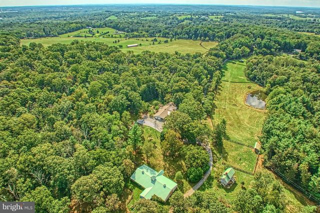 43470 EVANS POND RD, Leesburg, VA 20176