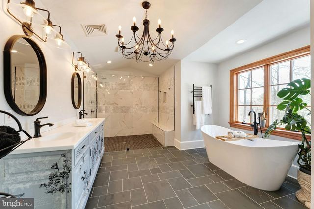 43470 EVANS POND RD, Leesburg, VA 20176