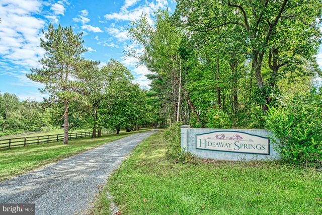43470 EVANS POND RD, Leesburg, VA 20176