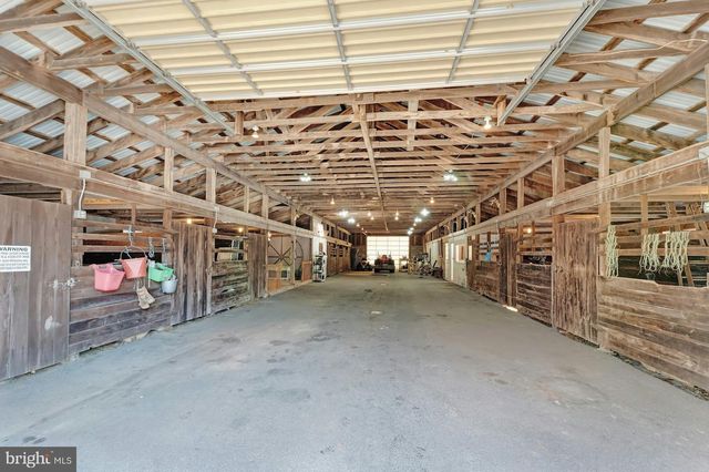 43470 EVANS POND RD, Leesburg, VA 20176