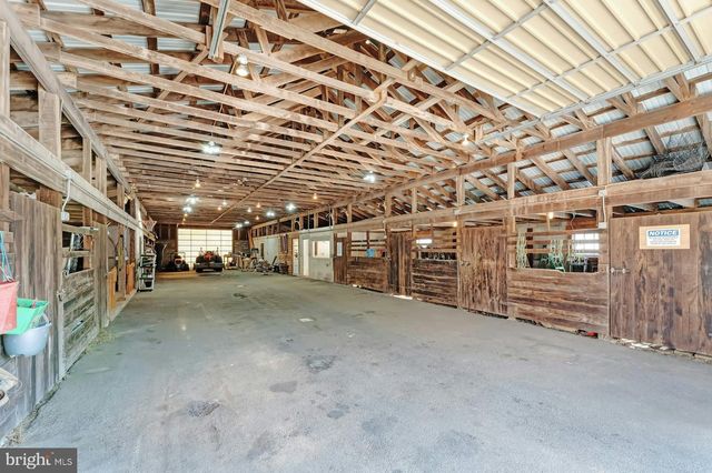43470 EVANS POND RD, Leesburg, VA 20176