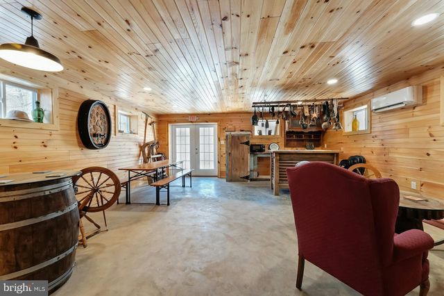 43470 EVANS POND RD, Leesburg, VA 20176