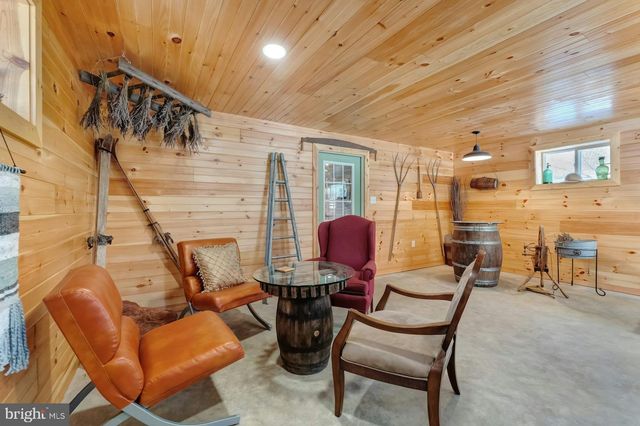 43470 EVANS POND RD, Leesburg, VA 20176