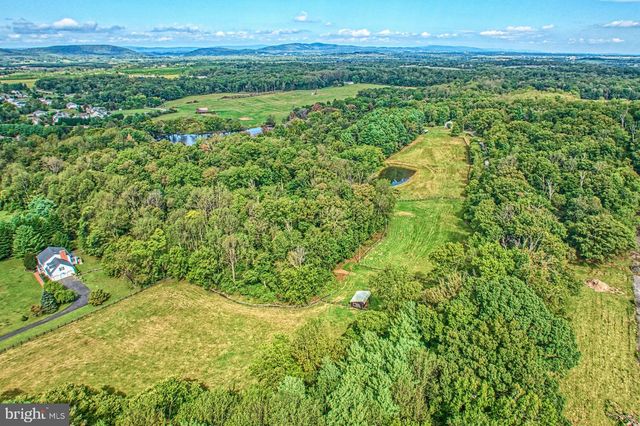 43470 EVANS POND RD, Leesburg, VA 20176