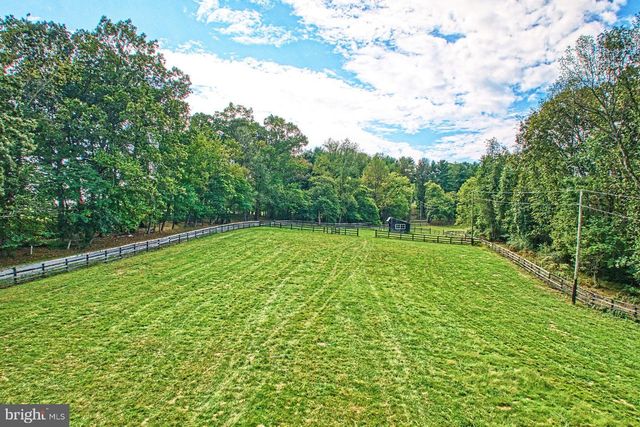 43470 EVANS POND RD, Leesburg, VA 20176