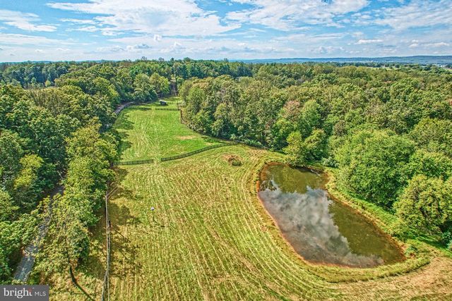 43470 EVANS POND RD, Leesburg, VA 20176