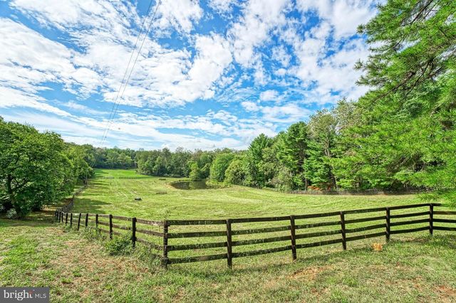 43470 EVANS POND RD, Leesburg, VA 20176