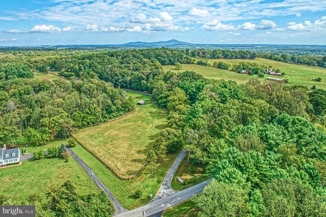 43470 EVANS POND RD, Leesburg, VA 20176
