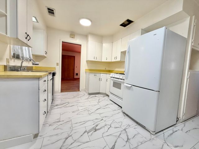 1407 California Avenue, Klamath Falls, OR 97601