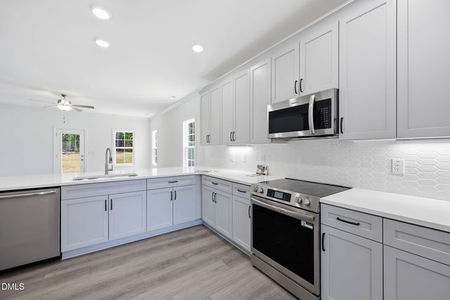 122 Grinnell Loop, Sanford, NC 27332