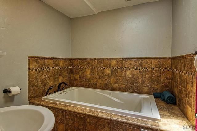 18461 Santa Anita Street, Tehachapi, CA 93561