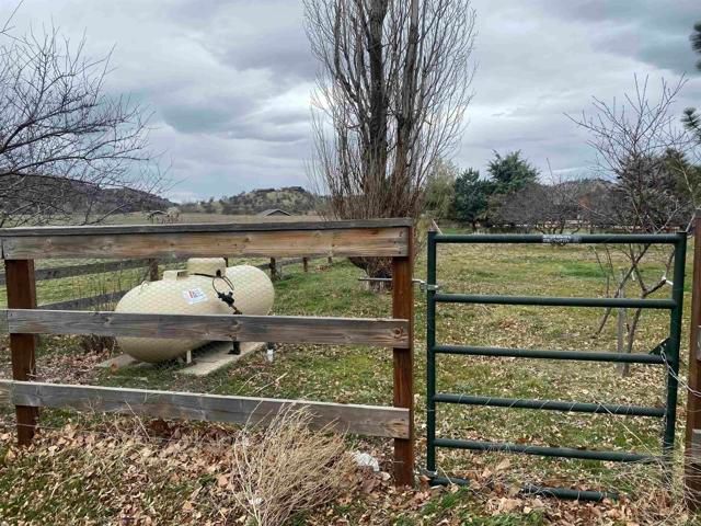 18461 Santa Anita Street, Tehachapi, CA 93561