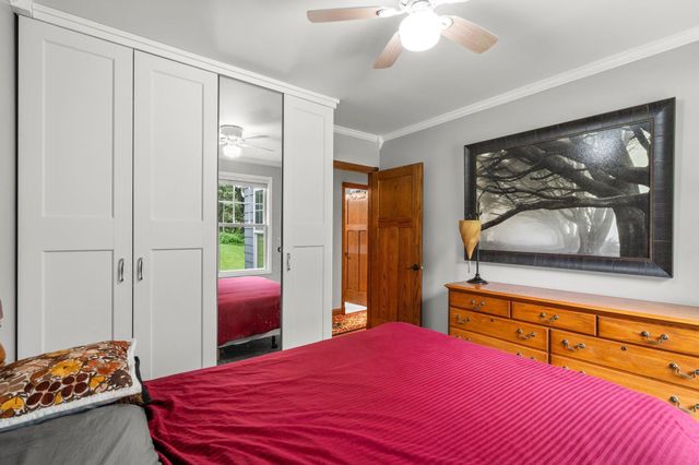 2501 County Road C2 W, Roseville, MN 55113